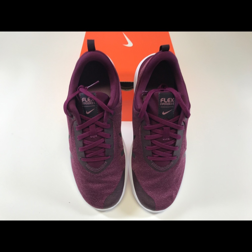 New! Women’s Nike Flex Experience Run 8 - Picture 3 of 5